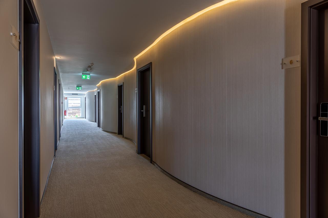 Trip Inn Conference Hotel & Suites Wetzlar Exteriör bild